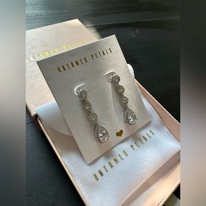 Untamed Petals HEIRESS Earrings - NEW